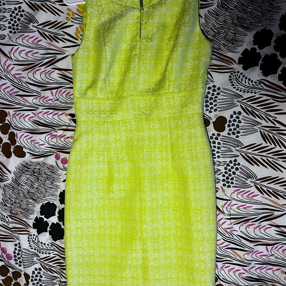 Tahari Chartreuse Sheath Dress V-neck Sleeveless